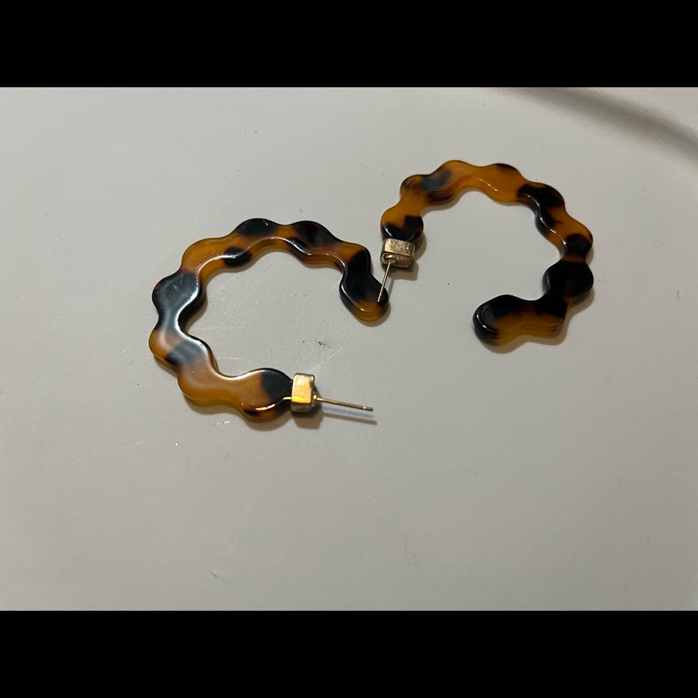 Multiple earrings - Picture 2 of 6